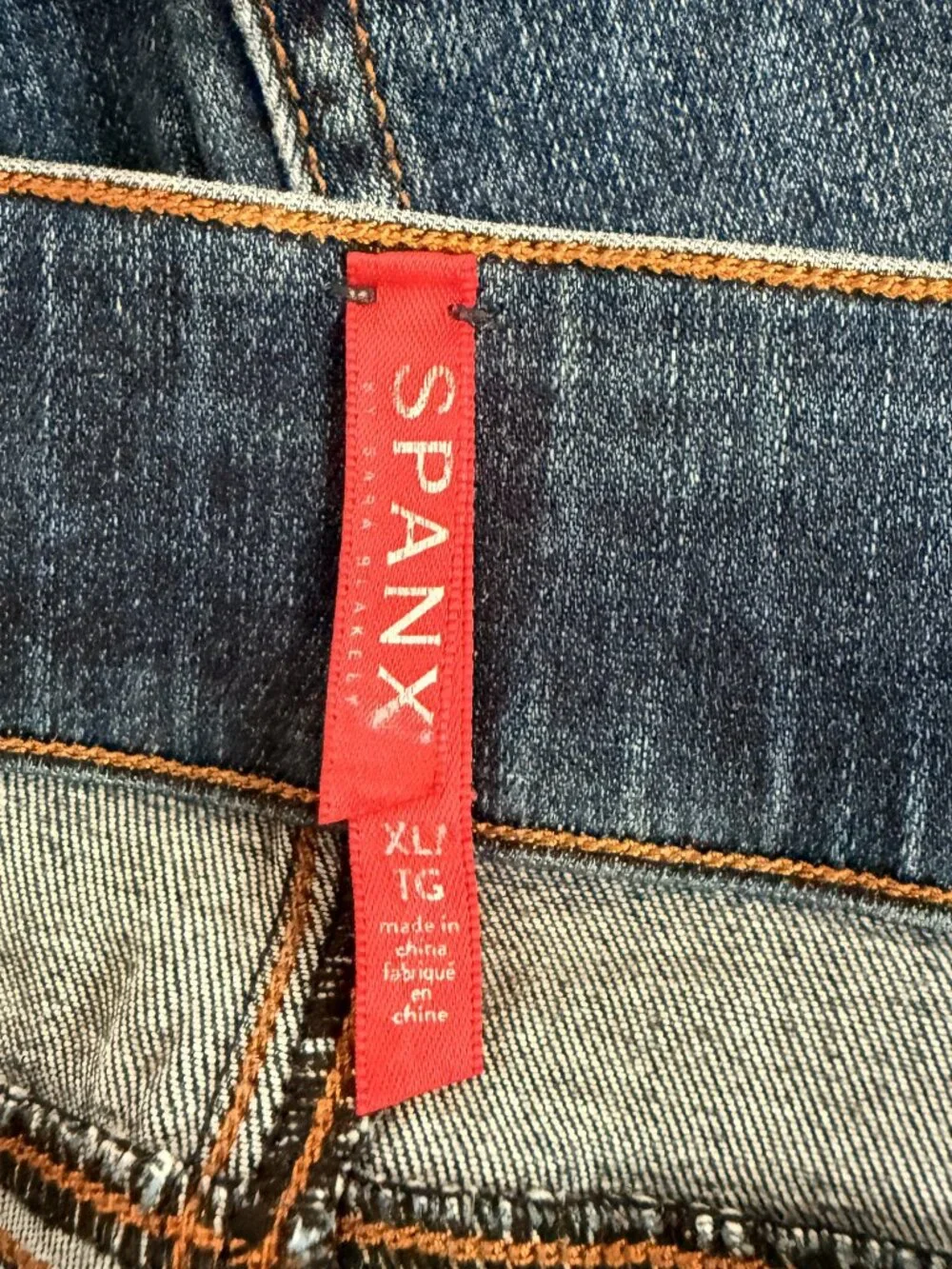 SPANX Distressed Demin Skinny Frayed Leg Pull-On Jeans - Size XL/TG